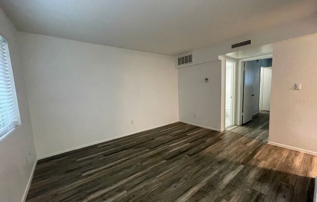 1 bed, 1 bath, 610 sqft, $1,250, Unit 106