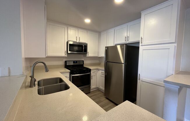 2 beds, 2 baths, 1,200 sqft, $2,498, Unit 221
