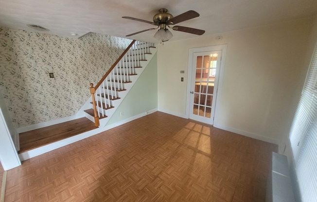 309 LEXINGTON ST