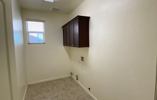 3 beds, 2 baths, $2,200