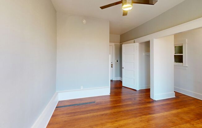 Broadway Apartments... Great Location...Remodeled...CALL NOW!