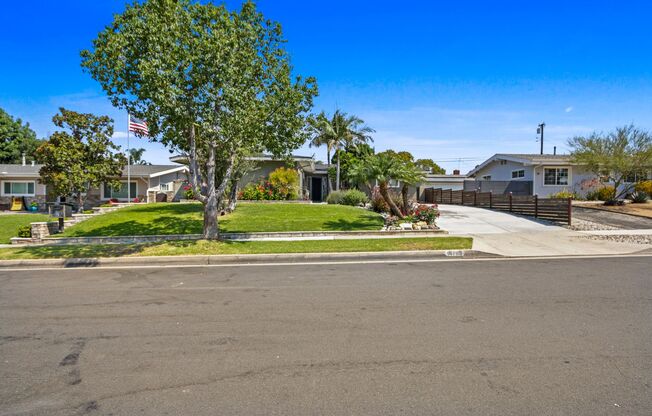 Lovely La Mirada Home