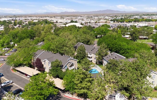 Woods Crossing Apartments