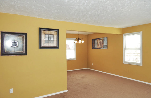 Renovated 3 Bedroom Colonial!
