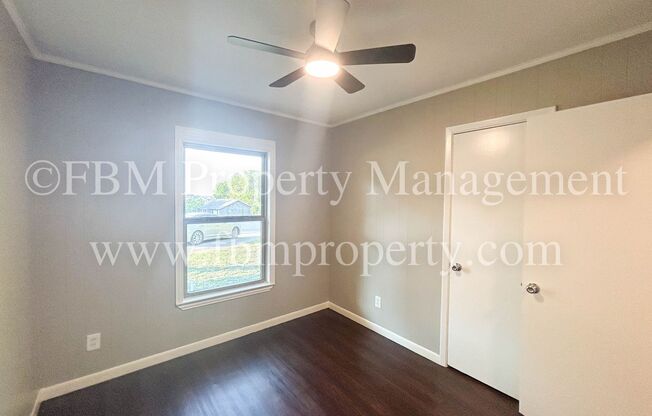 3 beds, 1.5 baths, $1,895