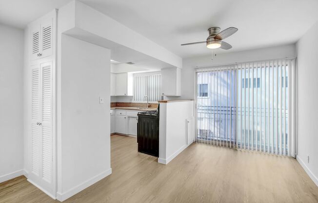 744 S.Windsor Blvd. - just south of Wilshire Blvd.