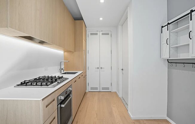 Studio, 1 bath, $3,650, Unit 8S