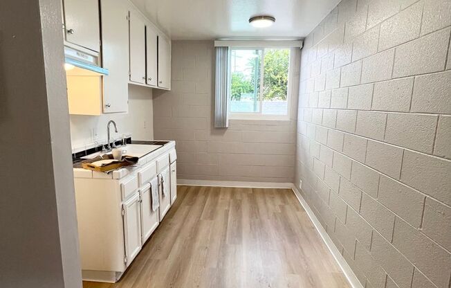 Studio, 1 bath, 380 sqft, $1,525, Unit 117 ***$299 DEPOSIT SPECIAL OAC***