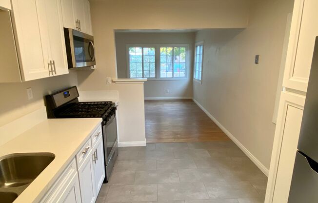 2 beds, 1 bath, 759 sqft, $2,295, Unit 4359