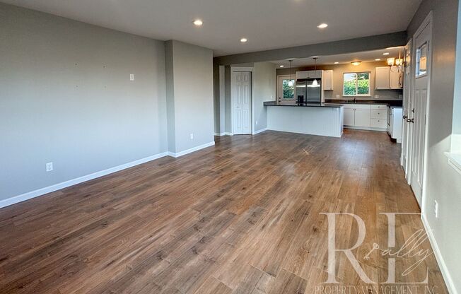 Quality Remodeled 2-Bed in Prime Location