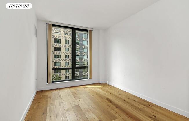 23 W 116 ST