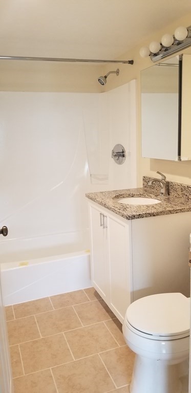 2 beds, 2 baths, 1,060 sqft, $2,800, Unit 32C
