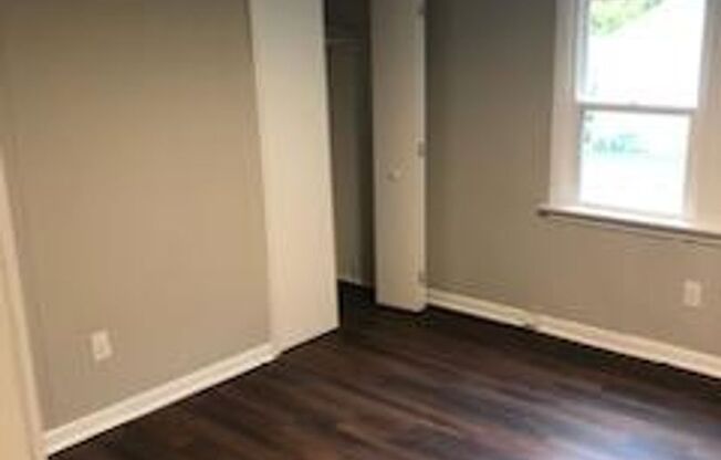 3 beds, 1 bath, $1,175