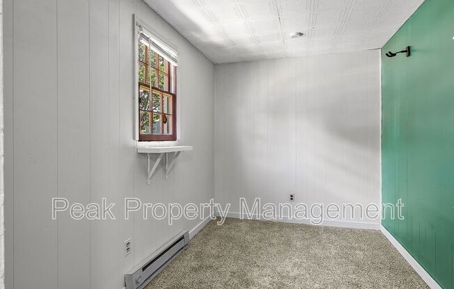 2009 MAPLEWOOD AVE