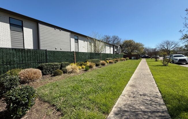 Ridglea Court Apartments