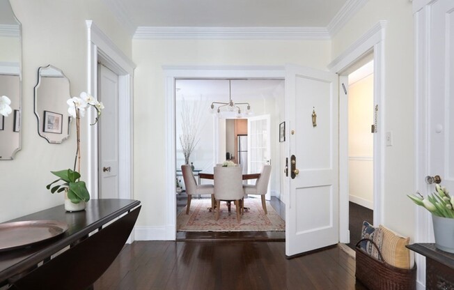 250 COMMONWEALTH AVE