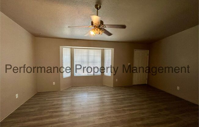 3 Bed/2 Bath Home in Delano with Solar and Cashless Deposit Option