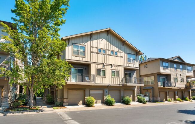 648 NE Newstead Lane Hillsboro, OR 97006
