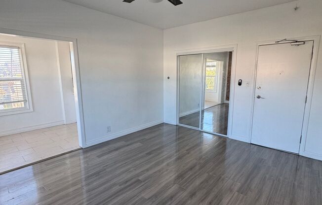 Studio, 1 bath, 440 sqft, $1,233, Unit 102a