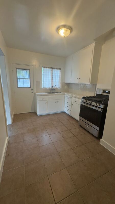 12820 PENN ST