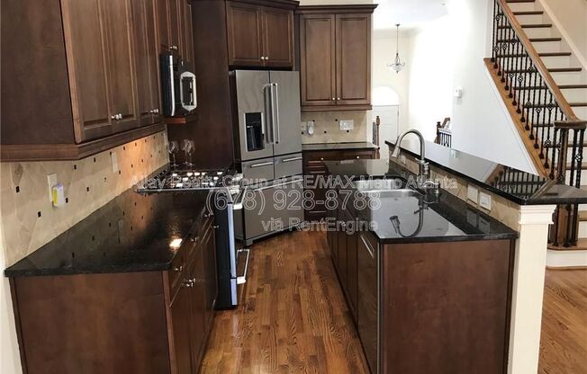 2673 RIVERS EDGE DR NE