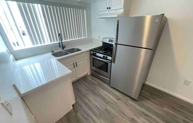 1 bed, 1 bath, 420 sqft, $1,995, Unit 10