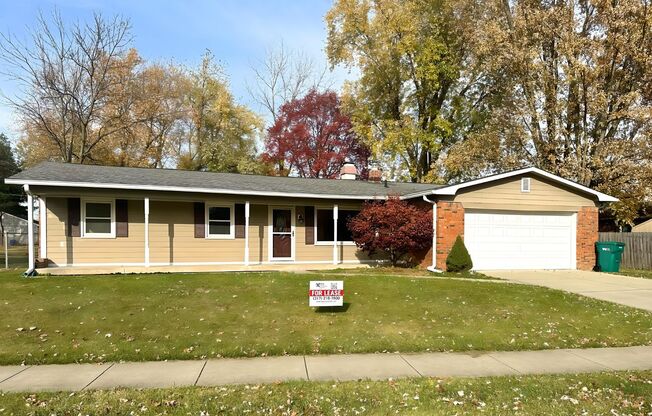 Charming 3BR/1.5BA Ranch Home with Spacious Yard and Attached Garage in Brownsburg!