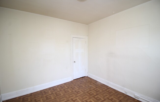 1 bed, 1 bath, 2 sqft, $950, Unit #403