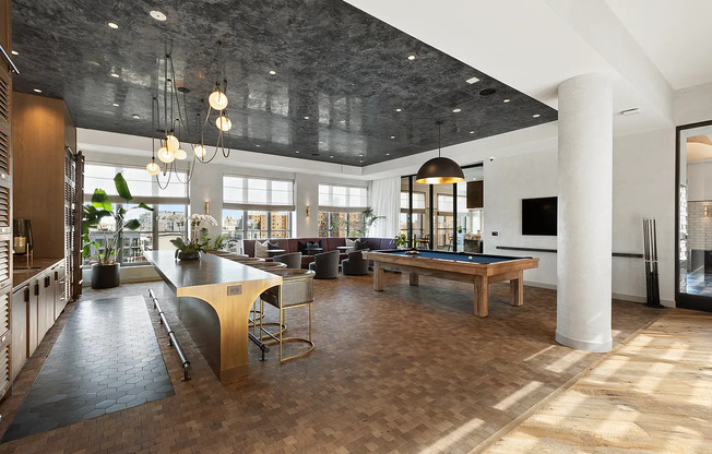 2 beds, 2 baths, $9,000, Unit 9A