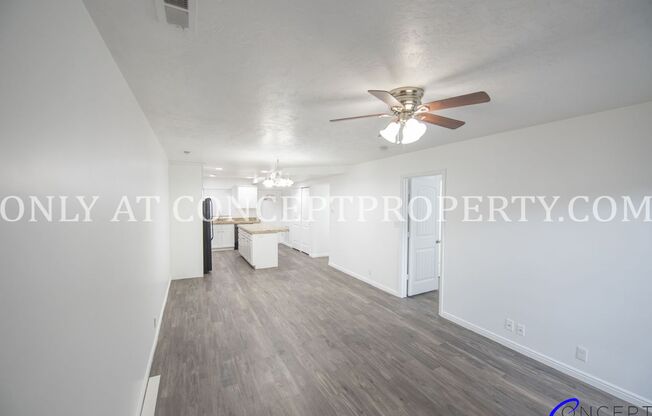 2 beds, 1 bath, 900 sqft, $1,299, Unit 07 R