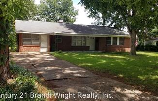 1027 Parkwood Drive