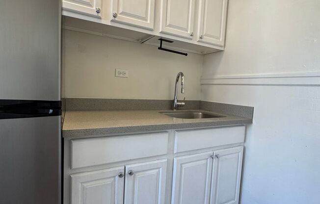 Studio, 1 bath, $2,395, Unit 606