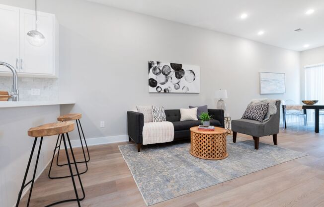 1 bed, 1 bath, $1,475, Unit 304