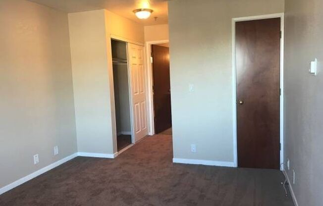 2 beds, 2 baths, 1,024 sqft, $2,200, Unit 206