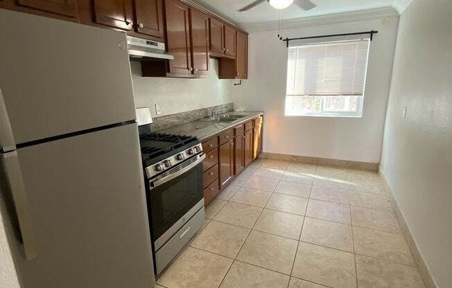 2 beds, 1 bath, 700 sqft, $1,895, Unit 3532 Unit A