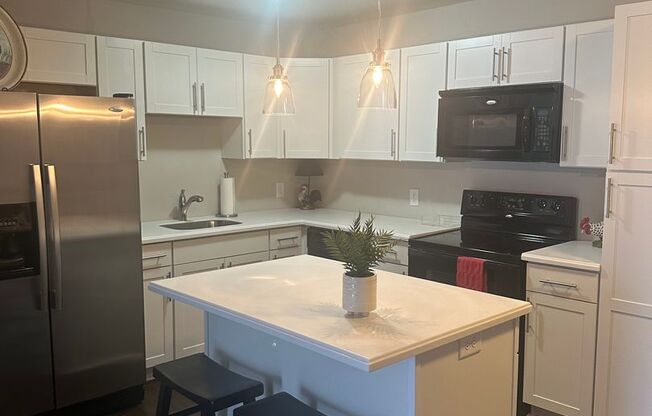 Furnished 1 Bedroom Condo in Gainesville