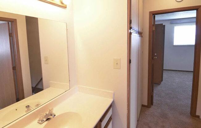 Bathroom With Extra Storage Space at Abbington Village Apartments, Ohio, 43228