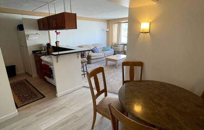 2 Bed 2 Bath 1 Parking at Marco Polo Apartments!!!