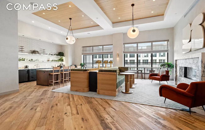 1 bed, 1 bath, $5,595, Unit 10J