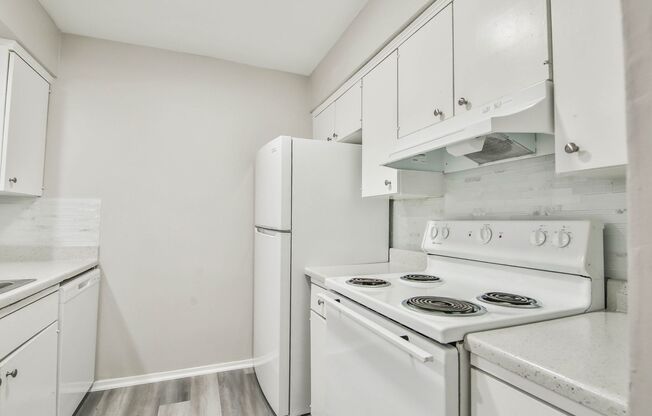 1 bed, 1 bath, 730 sqft, $815