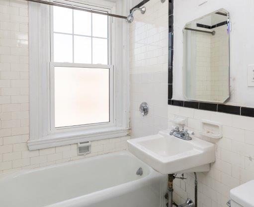 1 bed, 1 bath, 535 sqft, $3,050, Unit 41