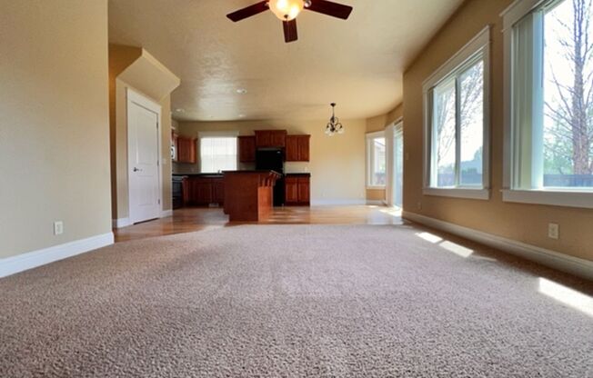 1935 Marten Creek~Gorgeous home in Lochsa Falls Subdivision