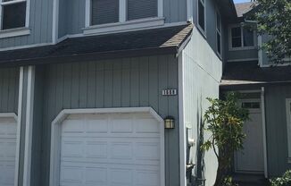 Two Story 3 Bedroom/2.5 Bathroom Townhouse for Rent in Northwest Santa Rosa