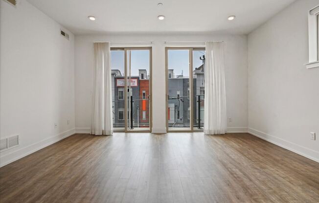 2 beds, 2 baths, 1,110 sqft, $2,200, Unit Unit 309
