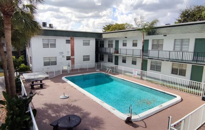 1 bed, 1 bath, 648 sqft, $1,625, Unit 211