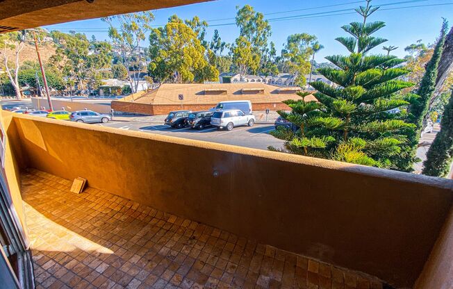 2 beds, 1.5 baths, 994 sqft, $3,895, Unit 06