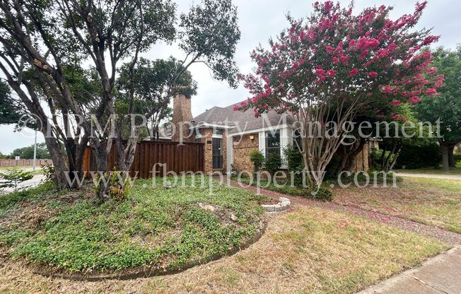 806 Cresside - Beautiful 3 Bedroom, 2 Bathroom Home in Richardson, TX!