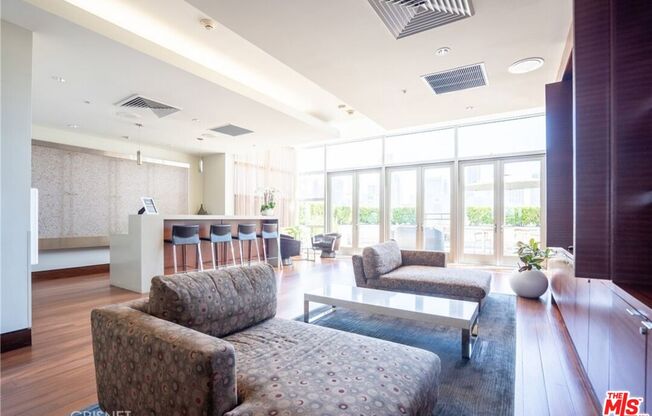 1 bed, 2 baths, 1,390 sqft, $4,000, Unit 1707