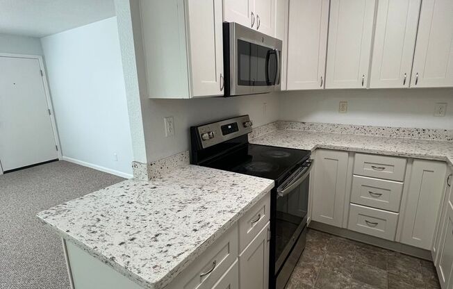 1 bed, 1 bath, 590 sqft, $2,500, Unit 777-228