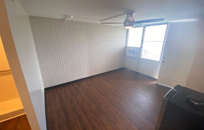 Studio, 1 bath, 210 sqft, $997, Unit 808